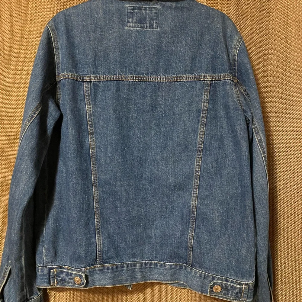 Jean jacket - Picture 2 of 4